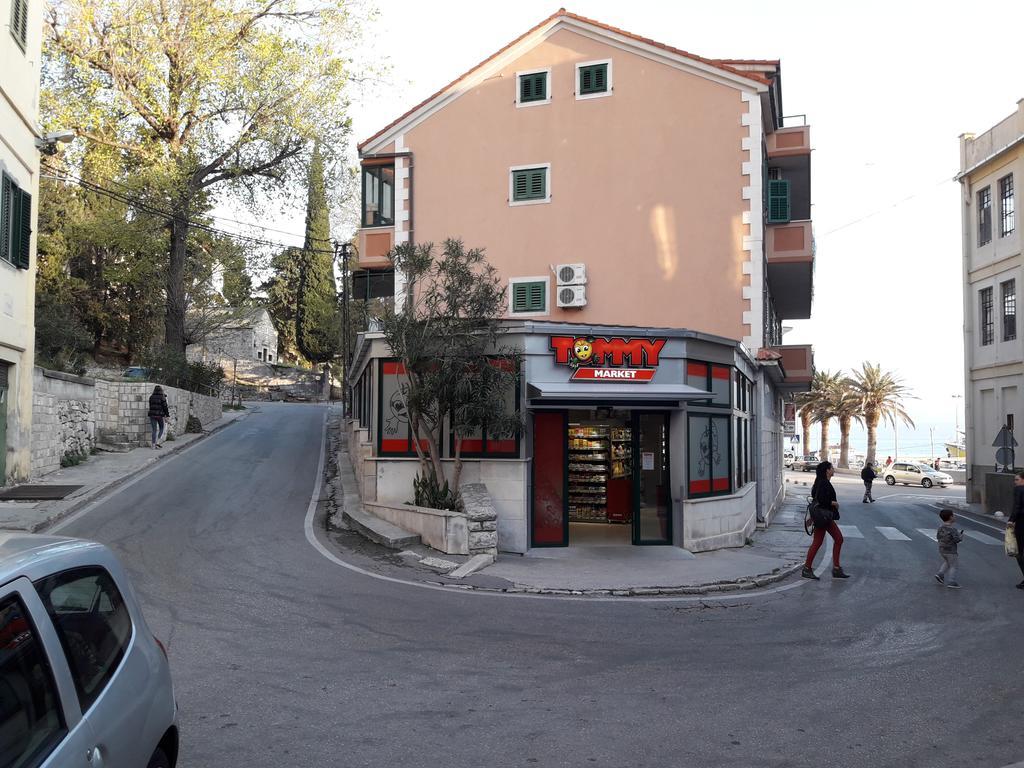 Villa Miranda - Croazia Omiš Exteriör bild